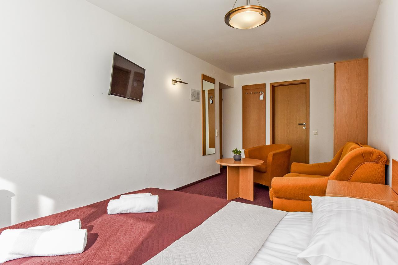 Muza Hotel Palanga Exterior foto